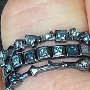 NWOT Kendra Scott gunmetal and blue stacking rings.